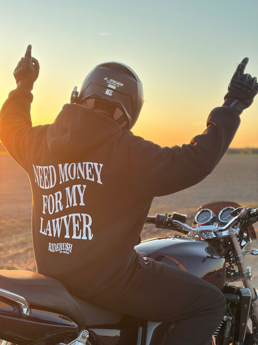 Need Money For My Lawyer: Das Outfit für alle, die das Limit (zu) gut kennen!